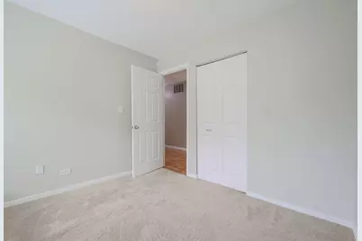 2003 Sudbury Drive, Hoffman Estates, IL 60169 - Photo 36