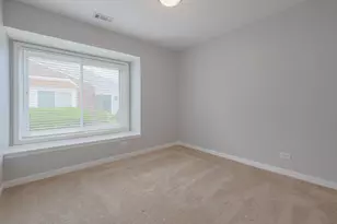 2003 Sudbury Dr, Hoffman Estates, IL 60169 - Photo 32