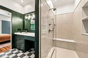 1364 E 49th St, Chicago, IL 60615 - Photo 22