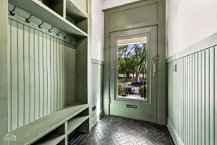 1364 E 49th St, Chicago, IL 60615 - Photo 2