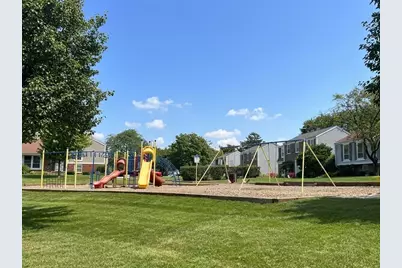 2141 Greystone Place, Hoffman Estates, IL 60169 - Photo 24