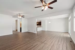 35 Olympus Dr, Tinley Park, IL 60477 - Photo 8