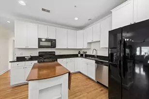 110 S Marion St, Oak Park, IL 60302 - Photo 6