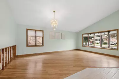 7645 W Rascher Avenue, Chicago, IL 60656 - Photo 10