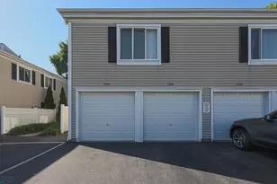 1532 Cove Dr, Prospect Heights, IL 60070 - Photo 10