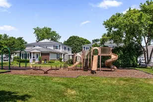 1532 Cove Dr, Prospect Heights, IL 60070 - Photo 4