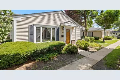 1532 Cove Drive #243A, Prospect Heights, IL 60070 - Photo 2