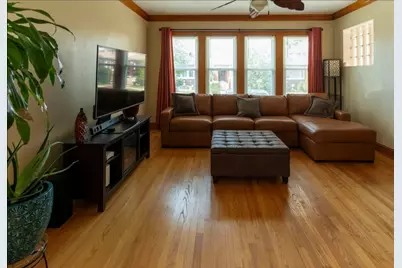 6523 S Fairfield Avenue, Chicago, IL 60629 - Photo 4