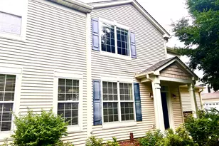 731 S Jade Ln, Round Lake, IL 60073 - Photo 2