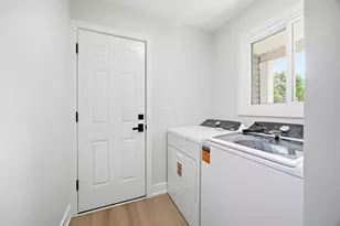 1359 Auburn Ave, Naperville, IL 60565 - Photo 18