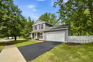 1359 Auburn Ave, Naperville, IL 60565 - Photo 1
