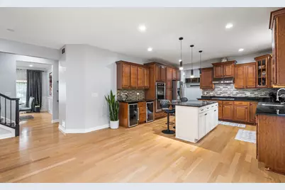 17933 S Beechwood Court, Lockport, IL 60441 - Photo 16