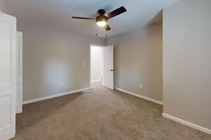 12 N Adams St, Oswego, IL 60543 - Photo 12