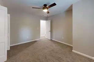 12 N Adams St, Oswego, IL 60543 - Photo 18