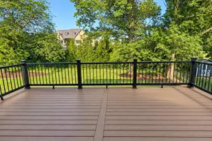 725 Birchwood Rd, Frankfort, IL 60423 - Photo 4