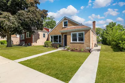 8022 42nd Street, Lyons, IL 60534 - Photo 2