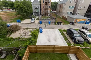 1913 S Troy St, Chicago, IL 60623 - Photo 38