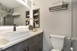 405 N Wabash Ave, Chicago, IL 60611 - Photo 22