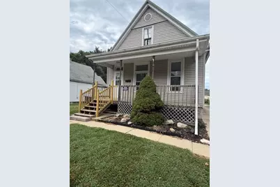 603 W Oakland Avenue, Bloomington, IL 61701 - Photo 2