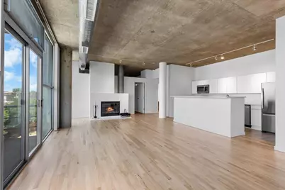 939 W Huron Street #308, Chicago, IL 60642 - Photo 4