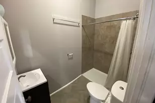 103 E Church St, Champaign, IL 61820 - Photo 6