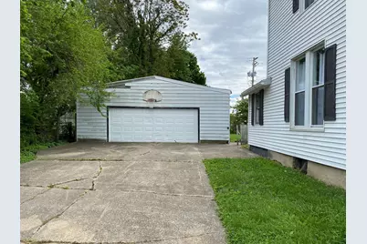103 E Church Street, Champaign, IL 61820 - Photo 2