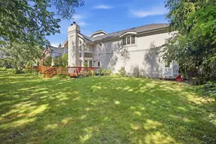 351 Willowood Ln, Willowbrook, IL 60527 - Photo 6
