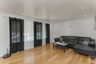 4825 S Keating Ave, Chicago, IL 60632 - Photo 6