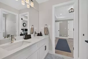 213 S Berkley Ave, Elmhurst, IL 60126 - Photo 18