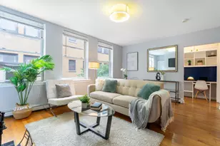 626 W Waveland Ave, Chicago, IL 60613 - Photo 4