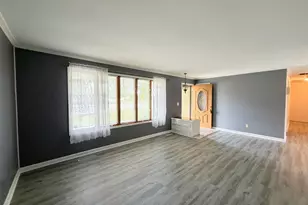 2148 E 3000 Road N, Bourbonnais, IL 60914 - Photo 6