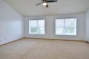 1087 Delta Dr, Elgin, IL 60123 - Photo 22
