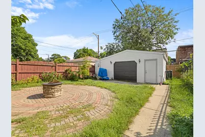 1407 S Tripp Avenue, Chicago, IL 60623 - Photo 14