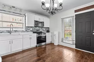 1407 S Tripp Ave, Chicago, IL 60623 - Photo 6