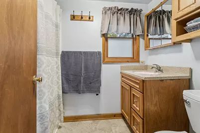 421 Thornton Street, Lockport, IL 60441 - Photo 10
