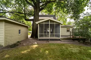 1604 E Jackson St, Bloomington, IL 61701 - Photo 30