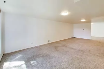 9039 Niles Center Road, Skokie, IL 60076 - Photo 24
