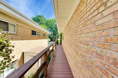 9039 Niles Center Road, Skokie, IL 60076 - Photo 14