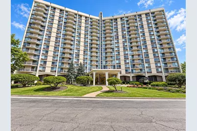 40 N Tower Road #12E, Oak Brook, IL 60523 - Photo 2