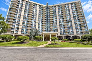 40 N Tower Rd, Oak Brook, IL 60523 - Photo 2