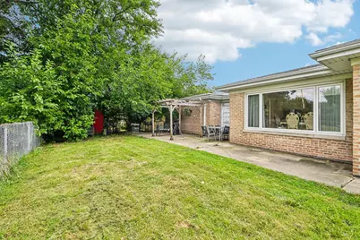 [Address not provided], Lincolnwood, IL 60712 - Photo 20