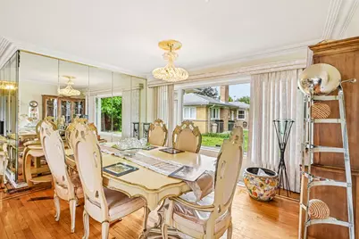 [Address not provided], Lincolnwood, IL 60712 - Photo 4