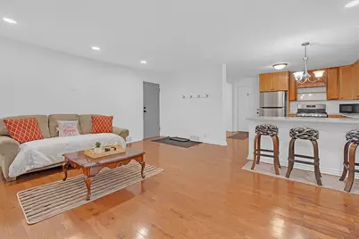 28 Glen Avenue, Fox Lake, IL 60020 - Photo 2