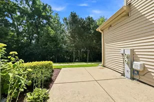 2503 Oak Dr, West Dundee, IL 60118 - Photo 8
