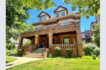 711 Washington Boulevard #2E, Oak Park, IL 60302 - Photo 1