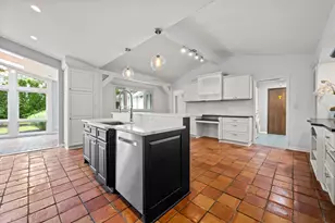 1161 Winwood Dr, Lake Forest, IL 60045 - Photo 14