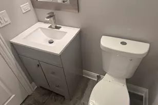 10042 S Princeton Ave, Chicago, IL 60628 - Photo 18