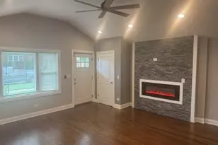 10042 S Princeton Ave, Chicago, IL 60628 - Photo 6