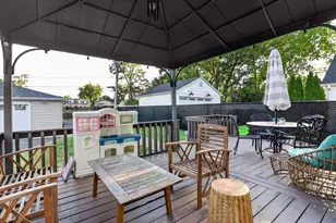 1017 Palmer St, Downers Grove, IL 60516 - Photo 2