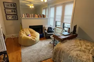 639 W Roscoe St, Chicago, IL 60657 - Photo 2